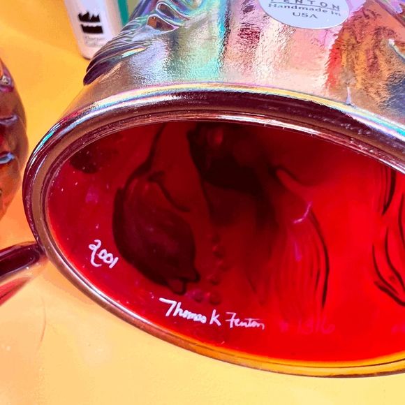Vinage Fenton Atlantis Koi Fish Red Carnival Glass Signed and Sticker - Picture 5 of 7